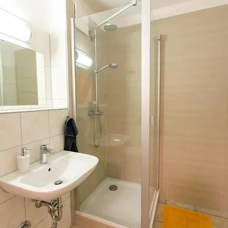 Ferienwohnung loft müritzblick Waren  Exterior foto